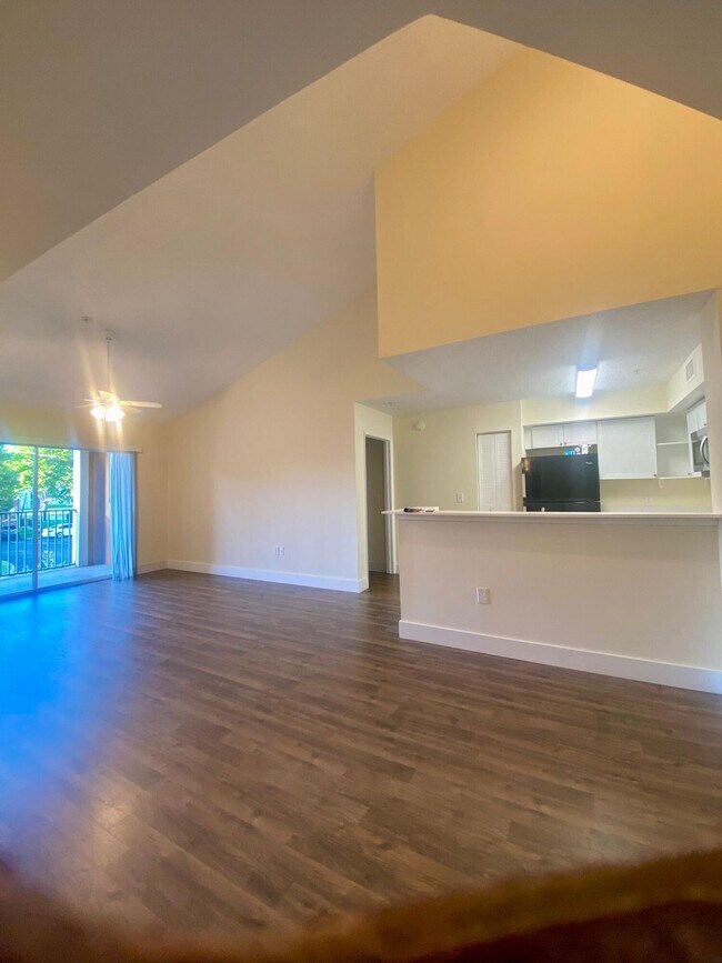 Building Photo - 7864 Sonoma Springs Cir Unit 203 Rental