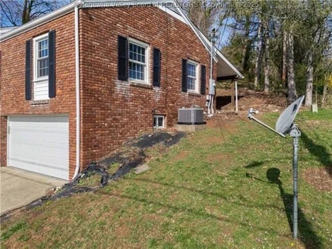 Photo - 3 bed 2.5 bath single family home