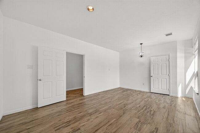 Photo - 13019 Foxwood Creek Ln