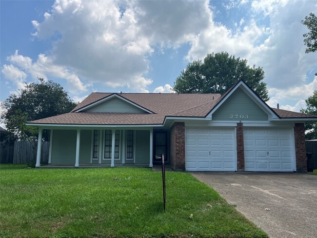 Building Photo - 2703 Hot Springs Dr Rental