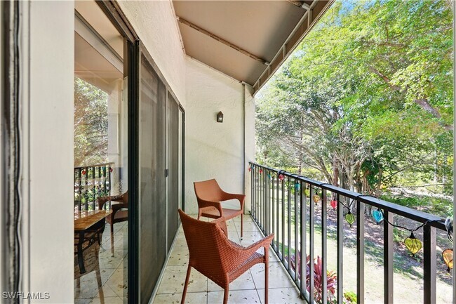 Building Photo - 3323 Olympic Dr Unit 724 Rental
