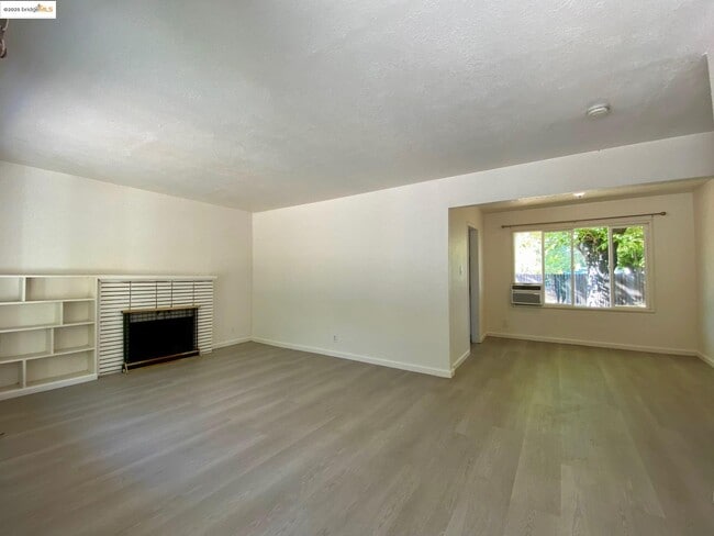 Photo - 230 Cleaveland Rd