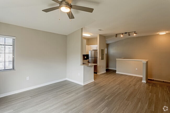1BR,1BA - The Bayhill