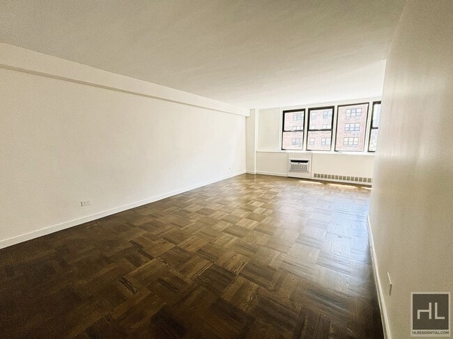 Photo - East 79th Street Unit 11B