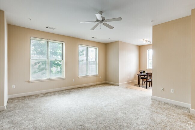 2BR, 2BA - 1219SF