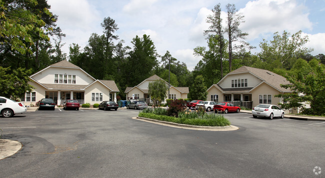 Rockwood North And Cottages Apartments For Rent In Durham Nc