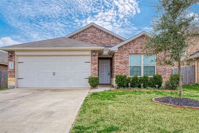 Building Photo - 14015 Lake Cres Dr