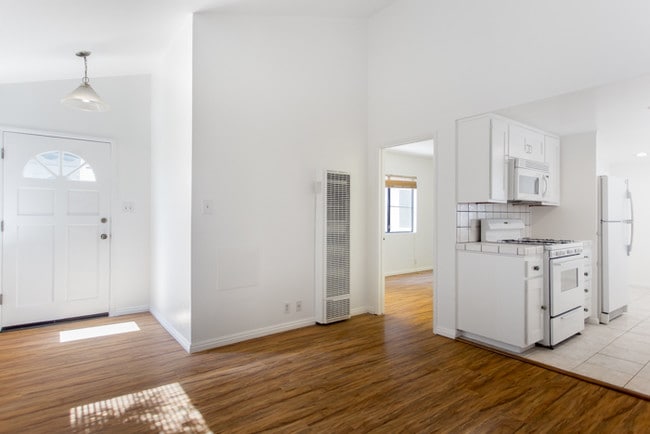 Photo - 539 Venice Way Unit 1