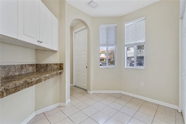 Photo - 3717 Sonoma Dr