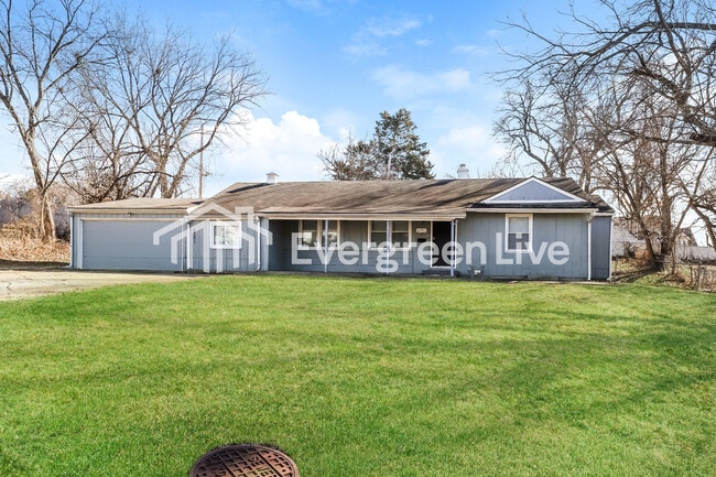 Building Photo - 6701 Fairway Dr