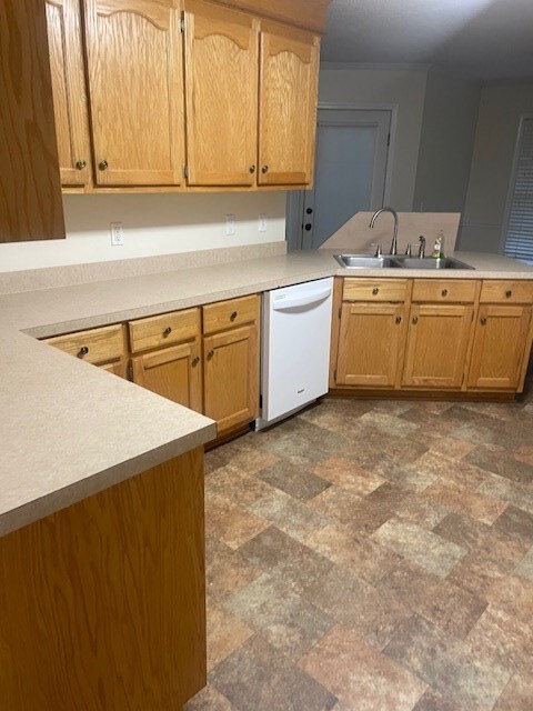 Photo - 2980 Kaempfer Cir