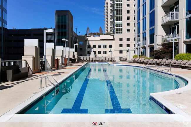 Pool - Catalyst Apartments