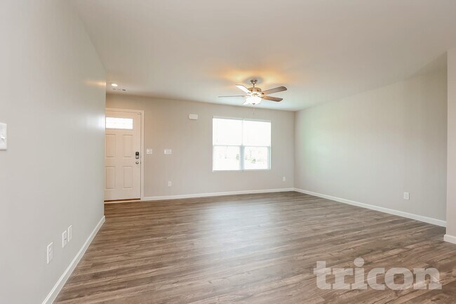 Photo - 2013 Westchester Dr