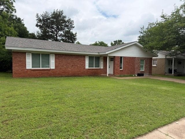 Building Photo - 1311 Manor Dr