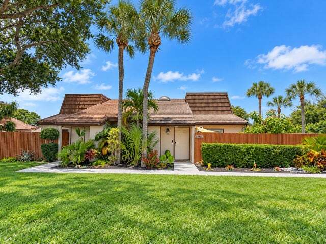 4200 Palm Bay Cir