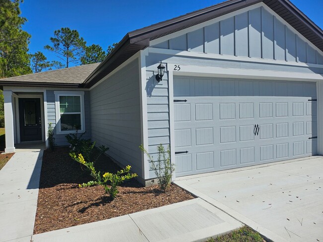 Building Photo - Brand New modern 3 Bed, 2 bath with 2 car garage in Palm Coast minutes from the Beach and shopping