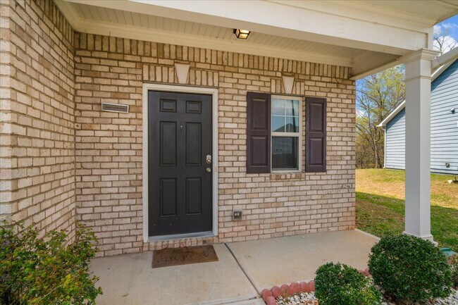 Photo - 1407 Red Hill Dr