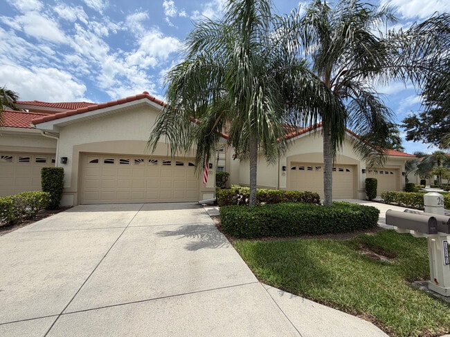 Photo - 15161 Royal Windsor Ln Unidad 2603