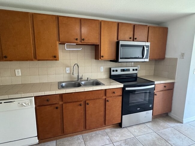 Photo - 7825 40th Ave Dr W