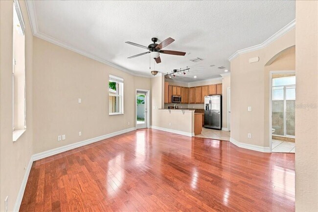 Photo - 2403 S Shine Ave
