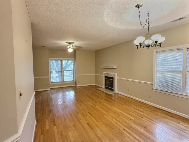 Photo - 7 Preakness Dr