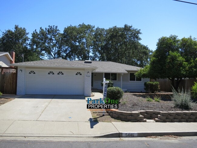 Building Photo - 5446 Louisiana Dr