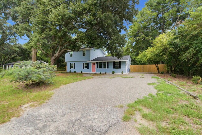 Photo - 1787 Hay Rd