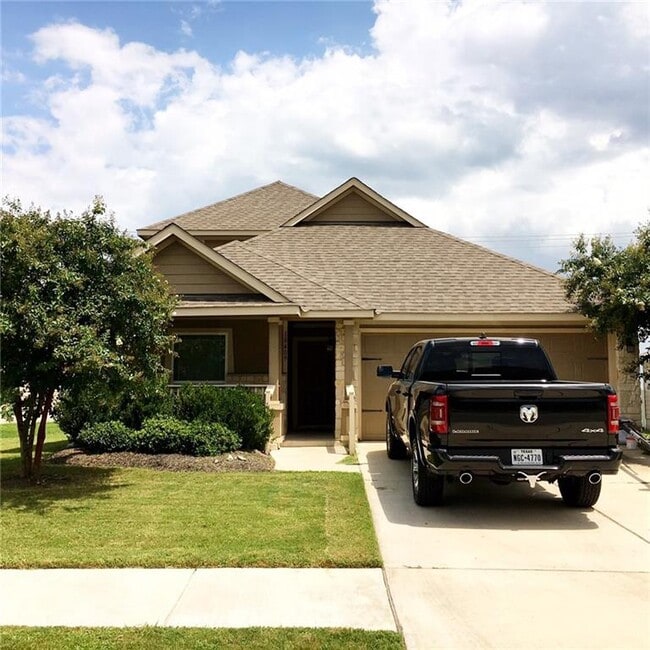 Photo - 18409 Bandelier Dr House