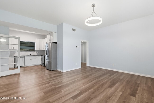 Photo - 6167 Fordham Cir E