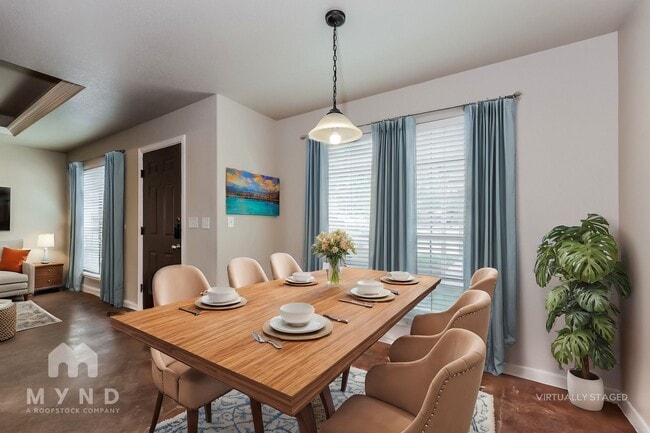 Photo - 106 Jolin Ln