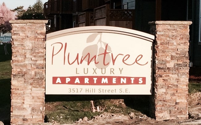 Plumtree Apartments