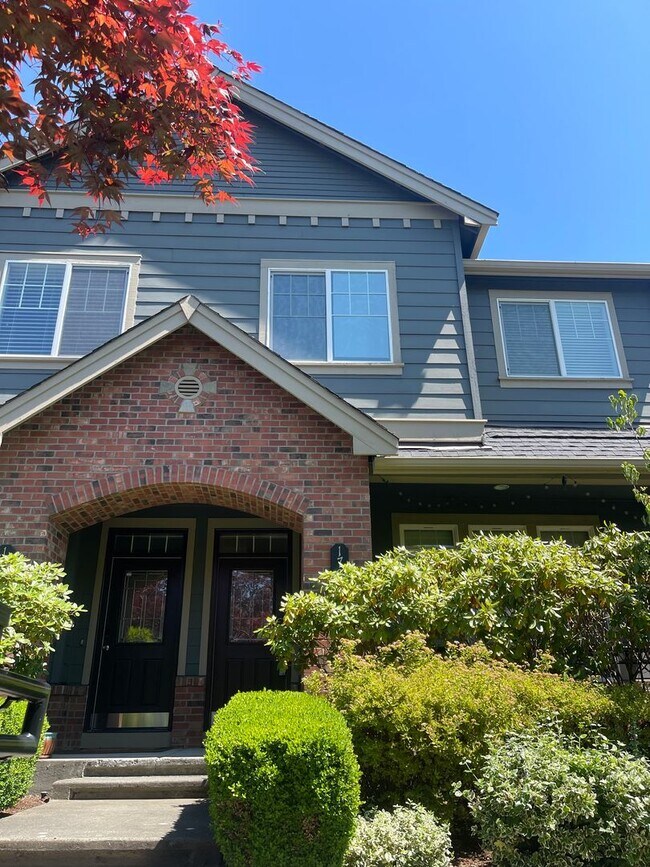 Well maintained 3bd Issaquah Highlands Tow... - Well maintained 3bd Issaquah Highlands Tow... House