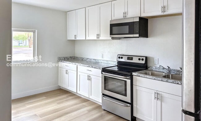 Photo - 2317 W Adams St Unit 1