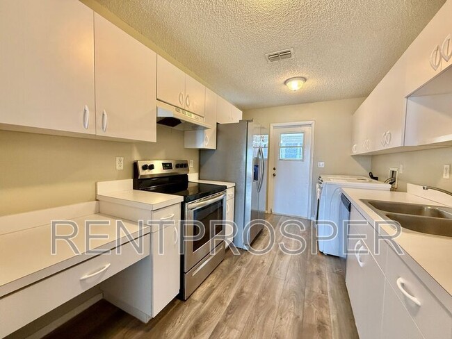 Photo - 350 Winter Ridge Blvd