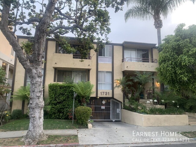 Photo - 1731 Colby Ave Unidad 110 Rental