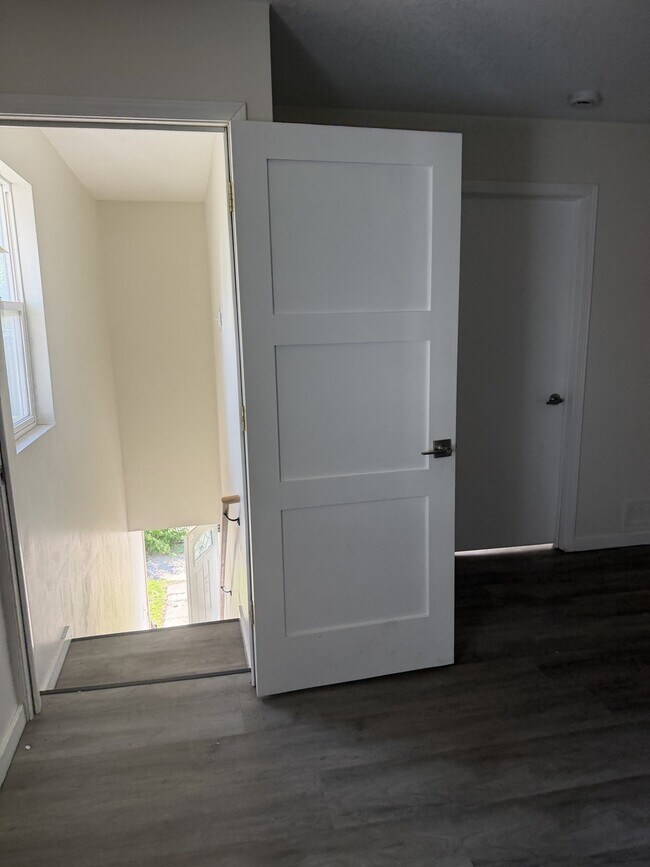 2939 California St NE Unit 2