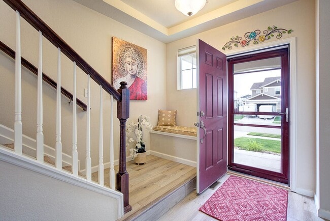 Photo - Bright, Spacious & Full of Charm Inside an...