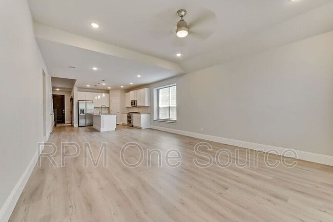 Photo - 1819 Michael Dr