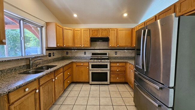Photo - 3 bed 2 bath