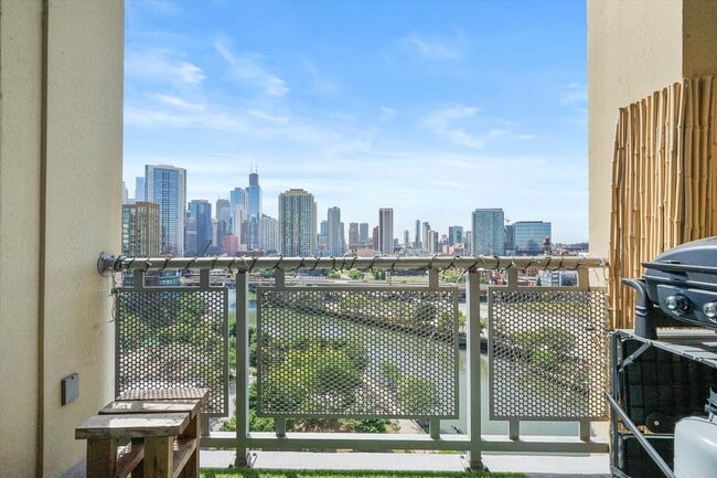 Photo - 700 N Larrabee St Unit 1010