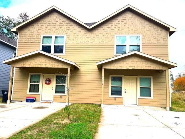 Photo - 8215 Gallahad St