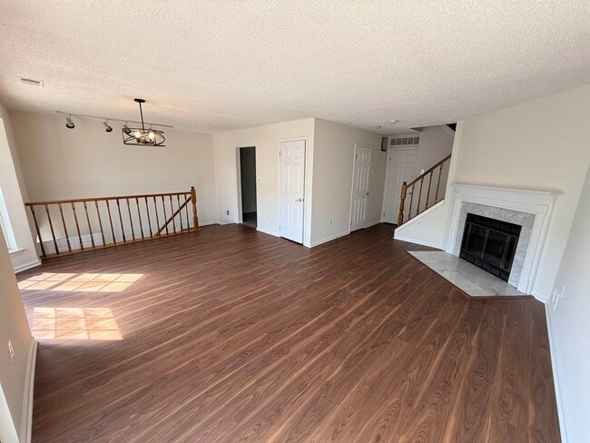 Photo - 28 Alder St