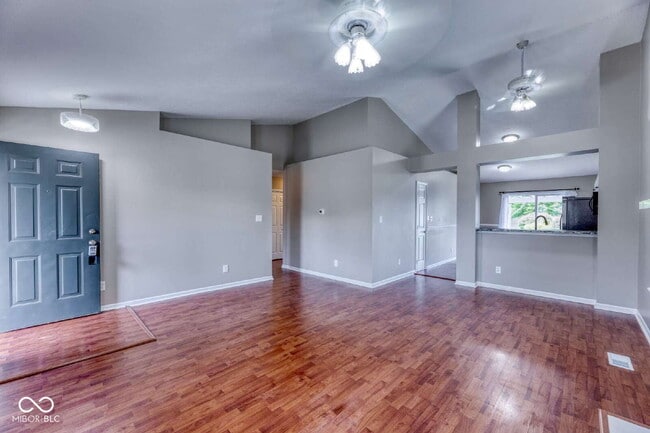 Photo - 8496 Blacksmith Ct