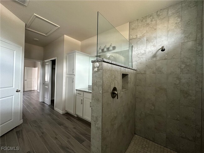 Photo - 1717 NW 6th Ave