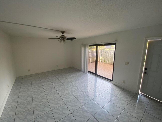 2370 Waterside Dr