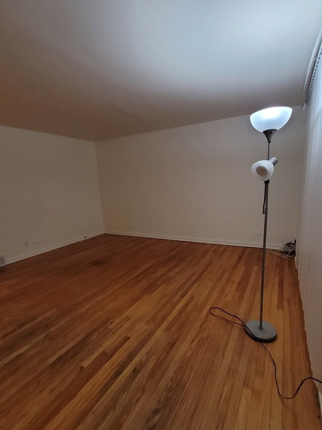 Photo - 4643 Church St