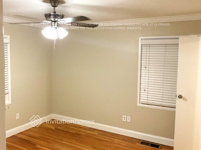 Photo - 1627 Wildwood Rd NE