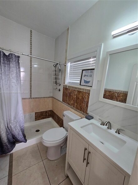 Photo - 5712 Hollywood Blvd Unit 3