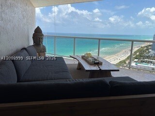 6767 Collins Ave Unit 2206