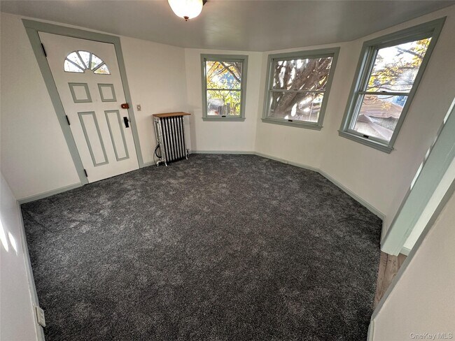 Photo - 10 Willet St Unit A